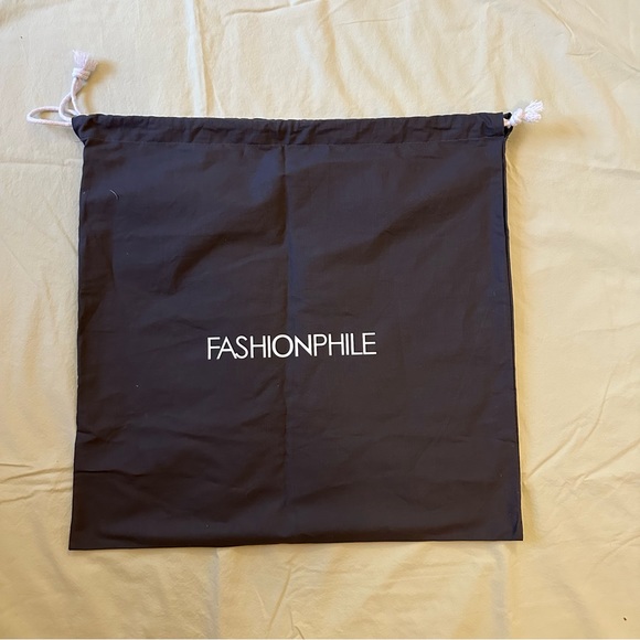 FASHIONPHILE Dust Bag Bundle - Picture 2 of 4